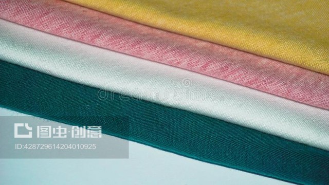 成堆纺织品样品Pile of textile samples