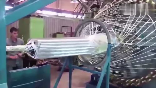 科技探秘 头一次见这种零件包装机,看起来很复杂